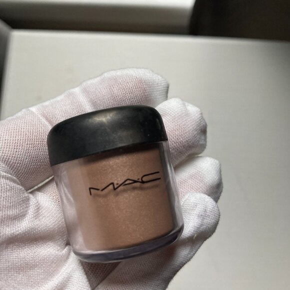 MAC eyeshadow Pigment BLONDE'S GOLD old style jar HUGE 7.5 g/.26 oz DISCONTINUED - Picture 3 of 5